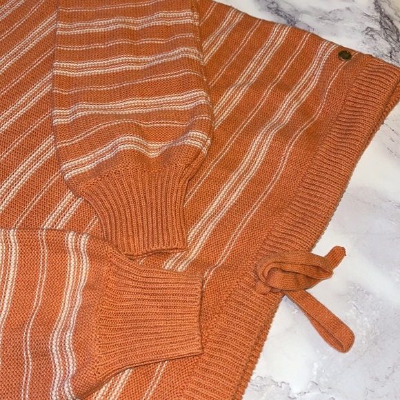 🔥ROXY Turning Out Hooded Sweater NWT - Picture 8 of 8